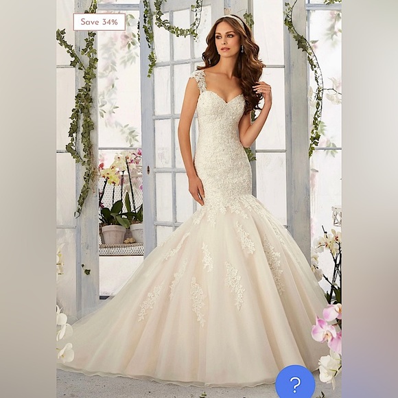 Mori Lee Dresses | Mori Lee New Wedding Dress. Never Worn. No Alterations | Color: Gold | Size: 14 | Cindibcloset's Closet Mori Lee Dresses | Mori Lee New Wedding Dress. Never Worn. No Alterations | Color: Gold | Size: 14 | Cindibcloset's Closet